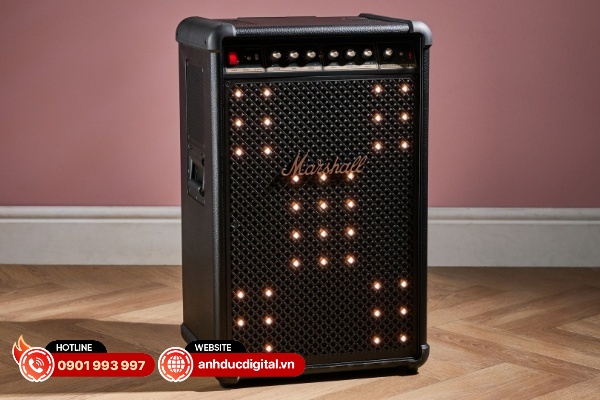 Đèn sân LED sân khấu tích hợp có 3 chế độ nháy khác nhau gồm chế độ Ambient và hai chế độ Dynamic