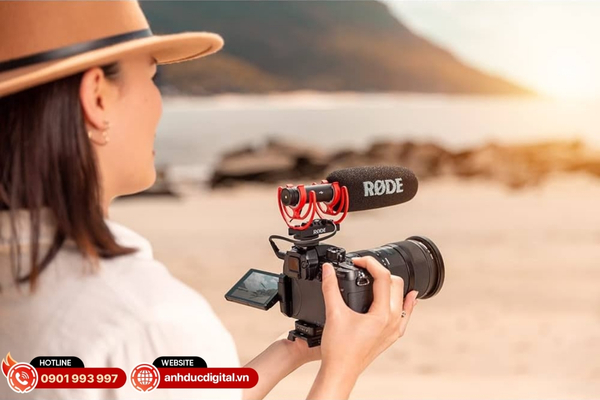 Rode VideoMic NTG là micro shotgun cao cấp, thu âm rõ nét, kết nối linh hoạt cho vlog, livestream và quay phim chuyên nghiệp