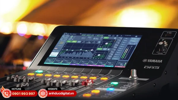 Mixer digital phức tạp, khó làm quen với người mới và có giá cao hơn