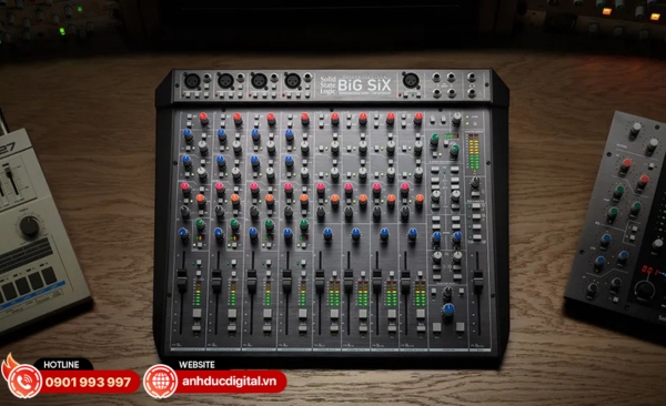 Mixer có đa dạng ngõ vào ra giúp người dùng kết nối với các thiết bị khác