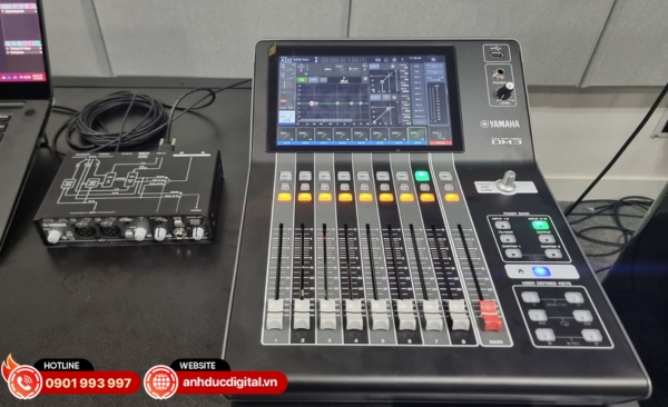Mixer chuyên nghiệp cho phòng thu/sân khấu là dòng cao cấp có khả năng xử lý âm thanh mạnh mẽ