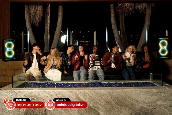 JBL PartyBox Stage 520 được trang bị công nghệ kết nối Auracast để kết nối nhiều loa