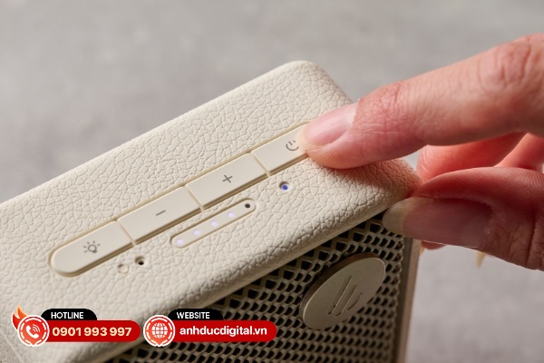 Âm trầm có khả năng phản hồi nhanh và chắc chắn, trong khi âm cao lại trong trẻo và thanh thoát