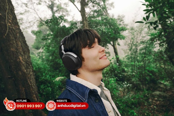 Khả năng khử tiếng ồn của Sennheiser HDB 630 luôn rất tốt trên nhiều khía cạnh