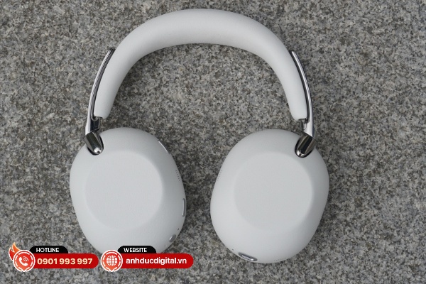 Sony 1000X The Collexion sử dụng chất liệu kim loại so với phiên bản WH-1000X bằng nhựa cứng