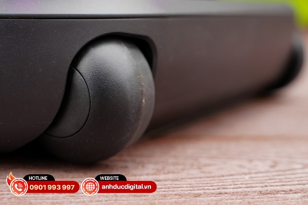 Sony ULT Tower 10 là bản kế thừa từ dòng loa tiệc tùng SRS-XV900 với kích thước tương đối lớn