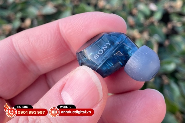 Công nghệ bộ lọc Dual Noise Sensor mới của Sony đã cải thiện hiệu suất khử tiếng ồn tốt hơn so