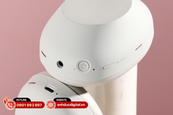 Sony WH-1000XM6 sử dụng vật liệu ngăn bám dấu vân tay cho tai nghe