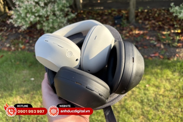 Sony WH-1000XM6 có số lượng micro là 12 chia đều cho cả hai bên chụp tai