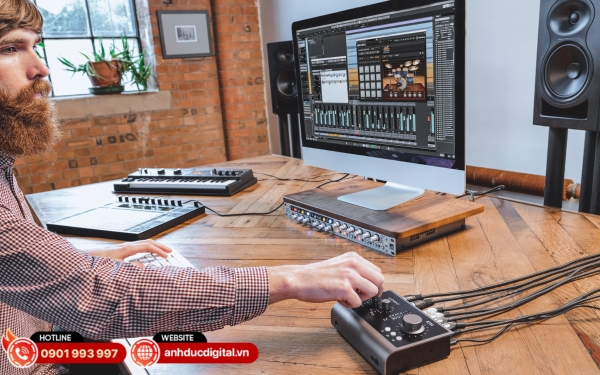 Sound card Audient ID14 MK2 mang đến âm thanh chuẩn studio trong thiết kế nhỏ gọn, chuyên nghiệp