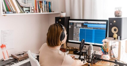 Tự thu âm tại nhà - Bí quyết tạo bản thu âm chất và chuẩn