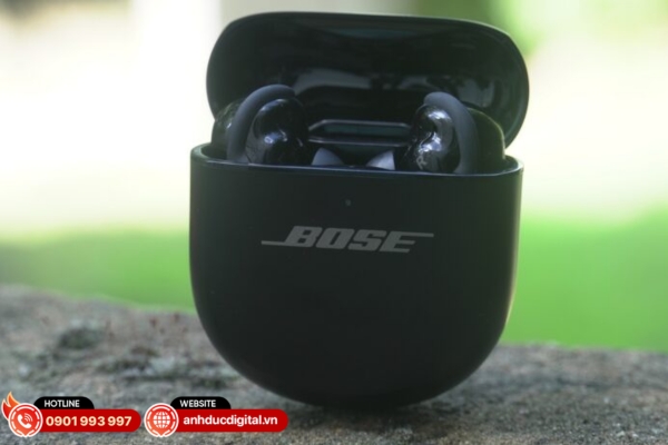 Bose QuietComfort Ultra Earbuds 2 cho thời lượng pin ổn định kèm sạc nhanh và hỗ trợ sạc không dây tiện lợi