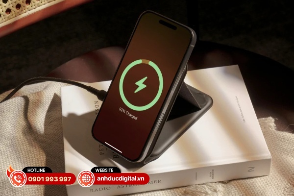 iPhone 17 Pro Max với công nghệ MagSafe 2.0 với cơ chế từ tính để bám dính tốt hơn