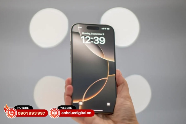 iPhone 17 Pro Max thay thế thân máy nguyên khối titan bằng nhôm để tăng khả năng tỏa nhiệt