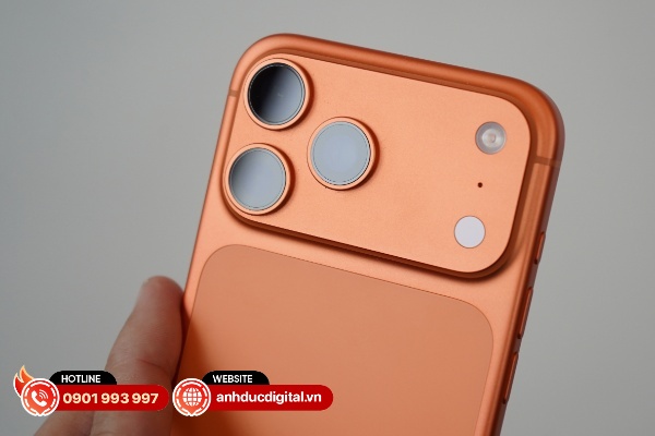 galaxu s26 ultra vs iphone 17 pro max 8