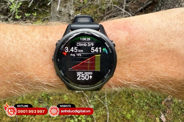 Tính năng ClimbPro chia nhỏ các đoạn leo dốc và xuống dốc để người dùng có thể đánh giá nỗ lực của mình