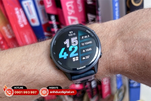 Garmin Forerunner 970 có thể dùng liên tục trong 4 hoặc 5 ngày sau mỗi lần sạc đầy