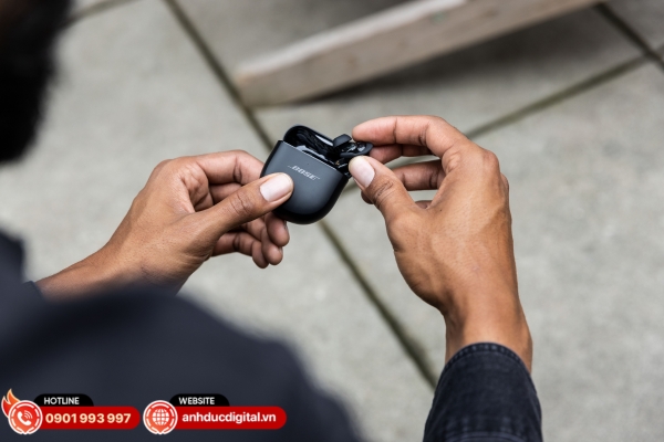 Pin ổn định, sạc dễ dàng với hộp sạc không dây của Bose QuietComfort Ultra Earbuds II