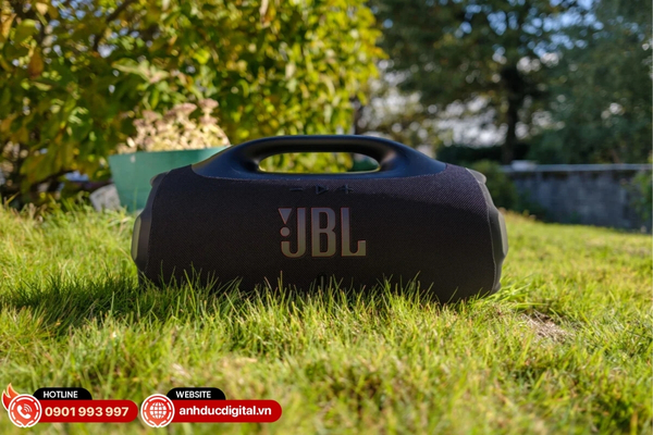 Boombox 4 có pin bền phát nhạc liên tục 28 giờ