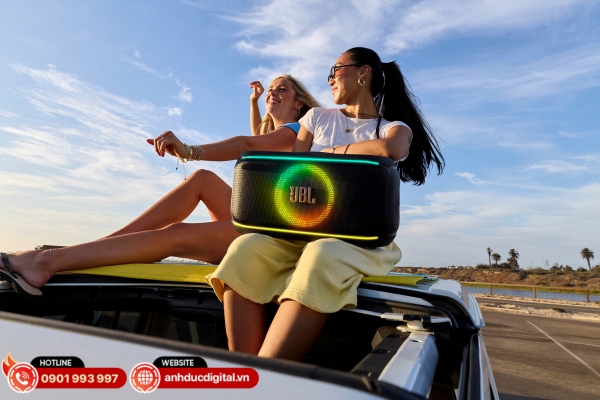 PartyBox On-The-Go 2 lựa chọn lý tưởng cho tiệc ngoài trời, picnic và di chuyển nhiều