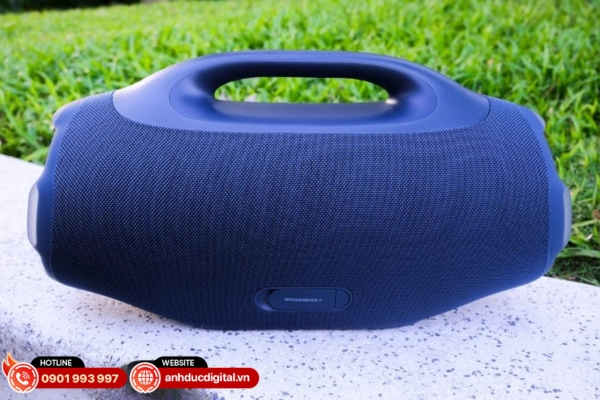 JBL Boombox 4 là loa bluetooth cao cấp thiết kế hầm hố, bass uy lực, pin bền bỉ cho tiệc ngoài trời sôi động
