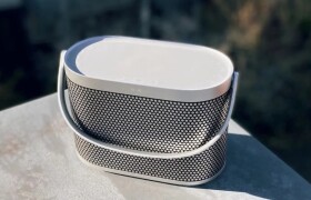 Điểm danh top 8 loa bluetooth cao cấp được săn đón nhất