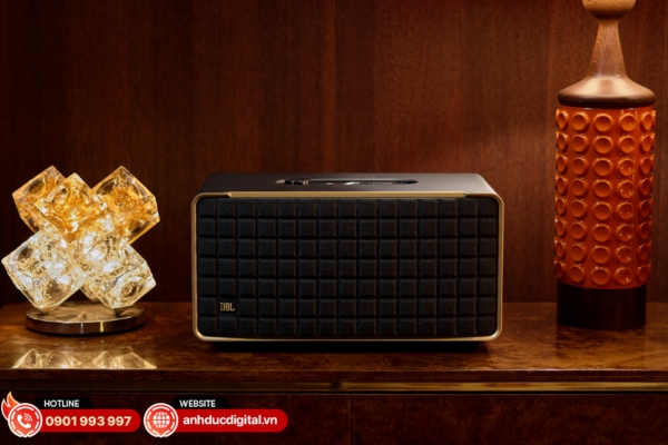 JBL Authentics 500 thiết kế retro thập niên 70 âm thanh 3.1 mạnh mẽ cho phòng lớn