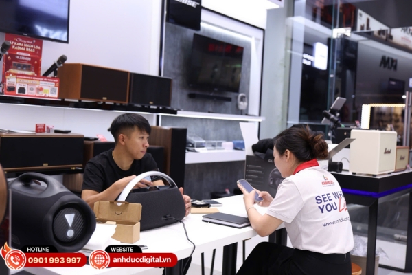 Đội ngũ tư vấn chuyên nghiệp luôn sẵn sàng hỗ trợ, giúp bạn chọn được mẫu loa phù hợp nhất với nhu cầu sử dụng