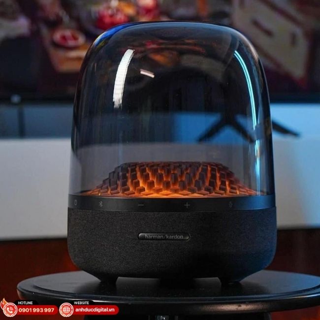 Hiệu ứng đèn led cấu trúc kim cương biến Aura Studio 4 thành tâm điểm trang trí cho mọi không gian.