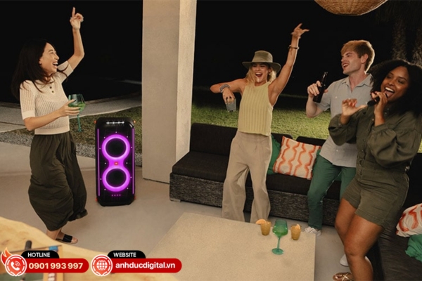 JBL PartyBox 710 công suất 800W, hỗ trợ ghép đôi TWS, mang đến không gian âm nhạc bùng nổ cho mọi bữa tiệc