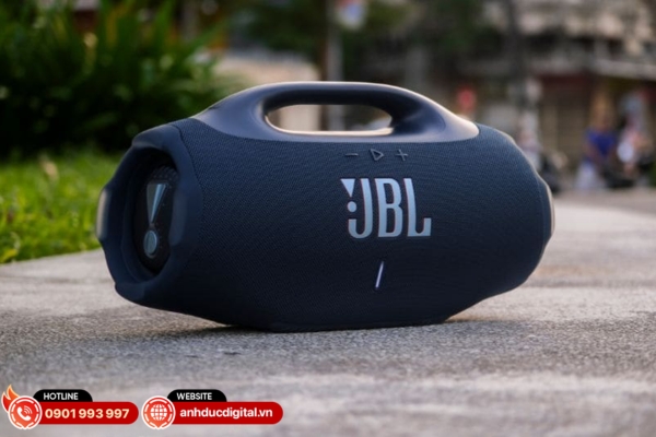 Pin 28–34 giờ cho JBL Boombox 4 phát nhạc bền bỉ suốt cả ngày dài