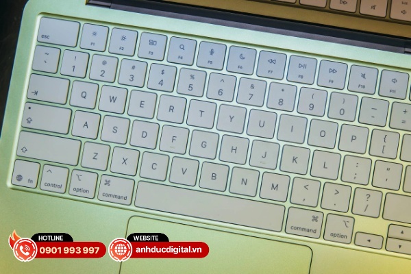 Đểm trừ của Macbook Neo là bàn phím sẽ không có đèn nền