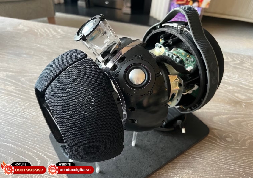 Loa bluetooth Devialet Mania