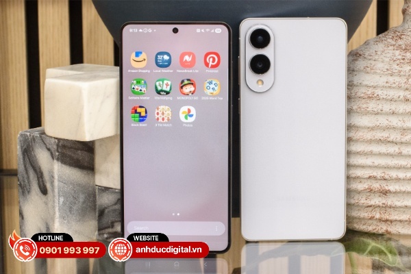 Galaxy S25 Edge được trang bị màn hình 6.7-inch, tấm nền AMOLED