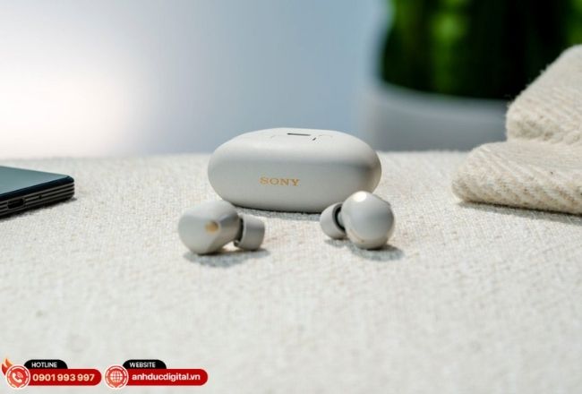 Sony WF-1000XM5 sở hữu thiết kế siêu nhỏ gọn nhưng vẫn mang lại khả năng chống ồn thuộc hàng top đầu