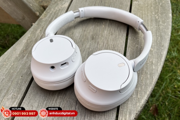 Sony WH-CH720N là tai nghe chụp tai Sony tầm trung nhẹ, pin lâu và chống ồn hiệu quả cho nghe nhạc hằng ngày