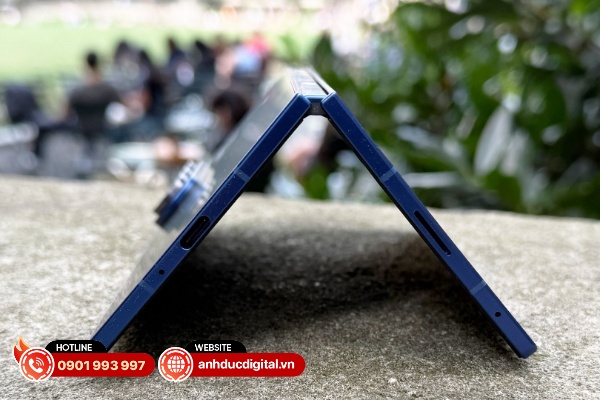 Galaxy Z Fold 7 chỉ dày 4.2mm khi mở ra và 8.9mm khi gập lại