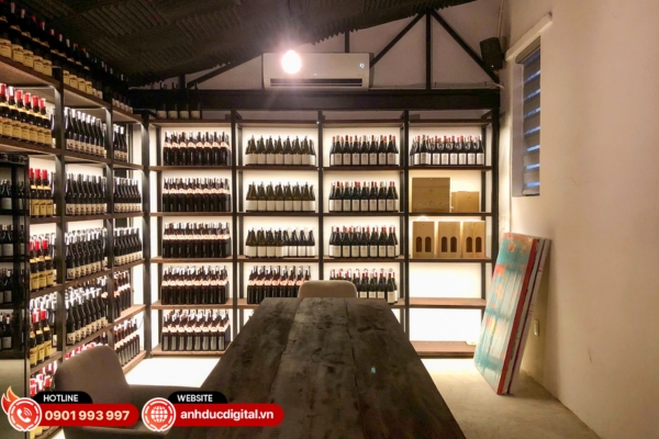 Hệ thống âm thanh Gụ Wine Bistro