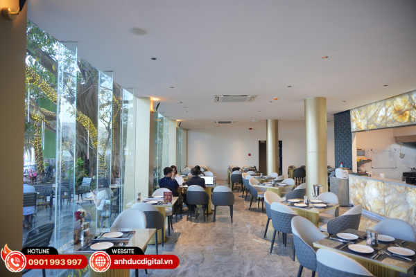Yêu cầu hệ thống âm thanh Steak Haus & Coffee 24/7 phải phủ đều, dễ chịu, thẩm mỹ cao và vận hành ổn định liên tục