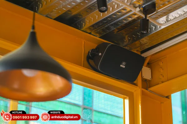 Loa Alpha Works AW52T thiết kế nhỏ gọn, âm thanh êm dịu, phù hợp không gian café - nhà hàng