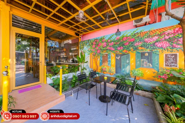 Hệ thống âm thanh Phương Long Coffee - Restaurant được thi công gọn gàng, đảm bảo thẩm mỹ và hài hòa không gian