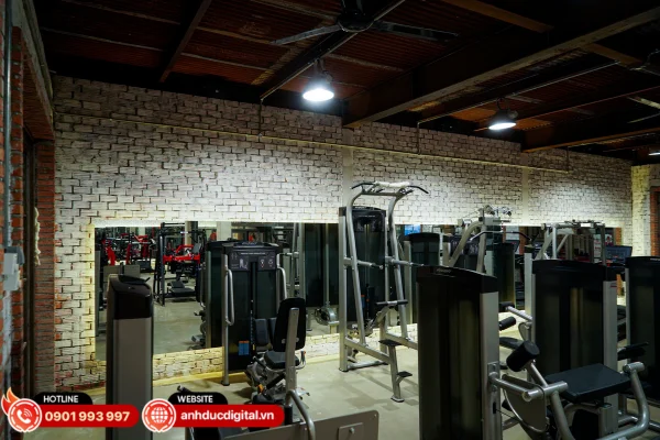 Khảo sát thực tế công trình nhằm đánh giá không gian và đưa ra giải pháp âm thanh phù hợp, tối ưu hiệu quả sử dụng