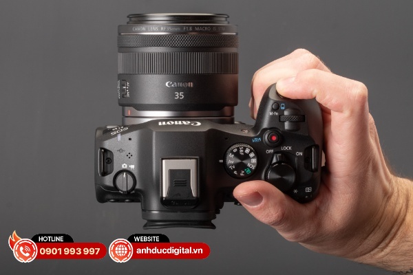 Canon EOS R6 Mark III cho phép tải LUT vào máy ảnh để xem trước hiệu ứng màu sắc có đạt như mong muốn
