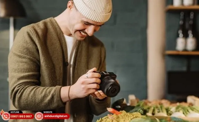 Hỗ trợ sạc trực tiếp qua USB-C giúp bạn yên tâm ghi hình và livestream liên tục nhiều giờ liền