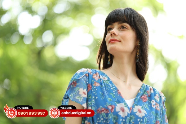 Hệ thống lấy nét này hoạt động gần như im lặng và êm ái cả khi chụp ảnh và quay phim