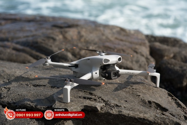 Lito X1 còn được trang bị thêm cảm biến LiDAR hướng về phía trước và cảm biến xung quanh