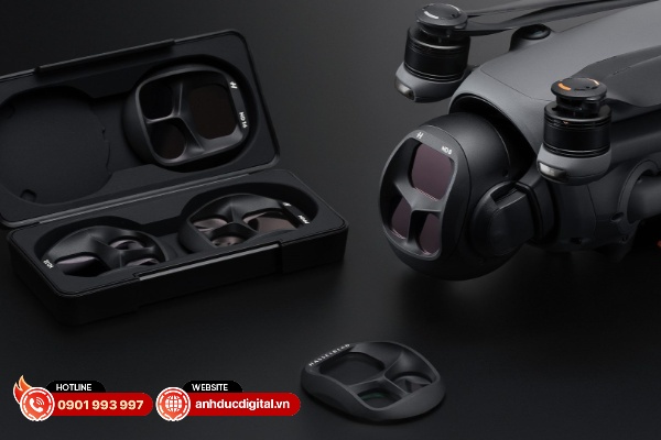 DJI Mavic 4 Pro có dung lượng bộ nhớ trong có thể lên đến 512GB với phiên bản Combo Creator