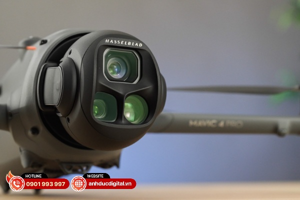 Cụm camera trên DJI Mavic 4 Pro có khả năng xoay tròn 360 độ