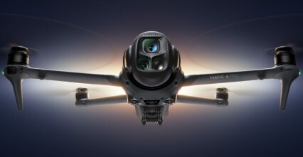 DJI Mavic 4 Pro chính thức ra mắt với cảm biến 100MP và bộ điều khiển mới