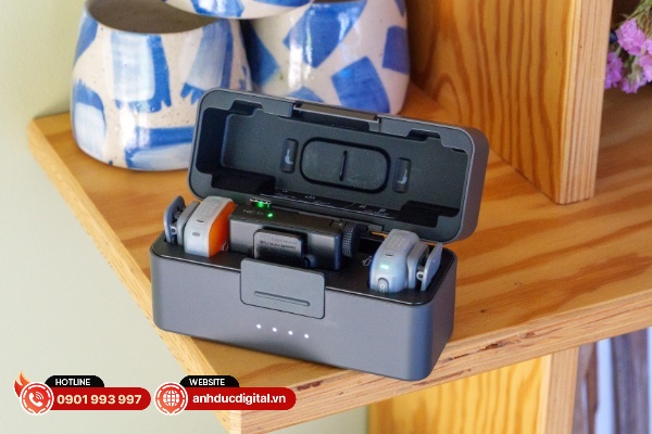 Hộp đựng chứa hai bộ phát và bộ thu của DJI Mic Mini 2